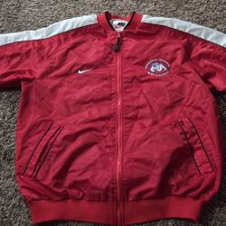 This is a vintage Nike red and white windbreaker jacket with a "Fresno State Bulldogs" logo.