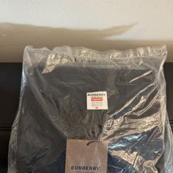 Supreme Burberry Box Logo Tee (Size Medium) Black