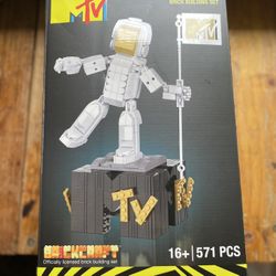 MTV “Moon Person” Brick Building Set