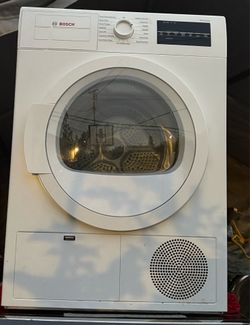 24” BOSH FRONT LOAD VENTLESS ELECTRIC DRYER “WORKS GREAT “