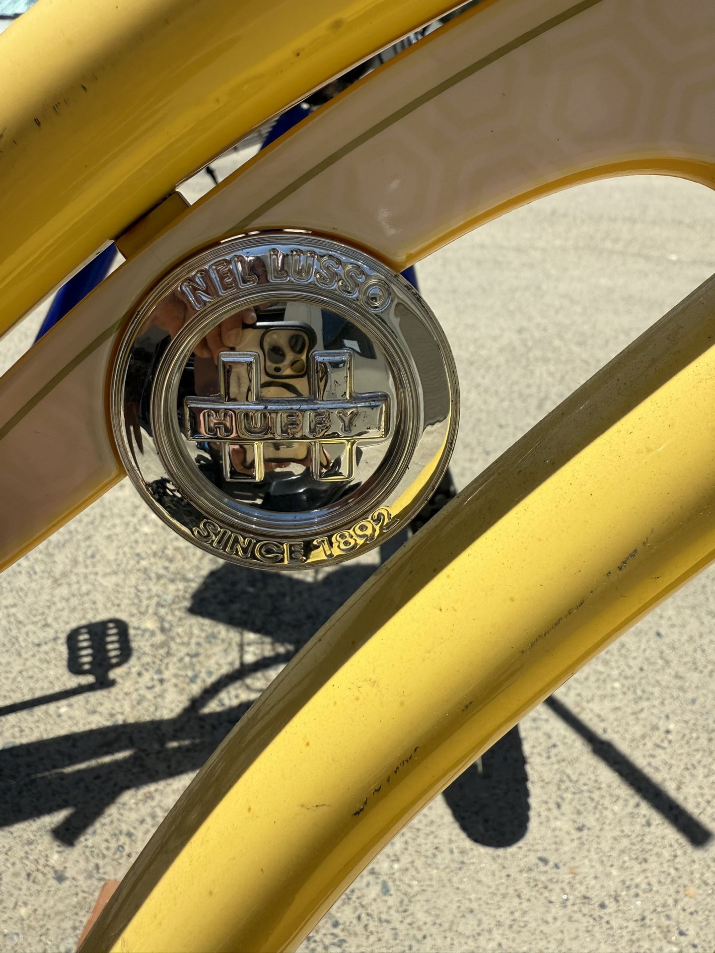 Vintage huffy cruiser.