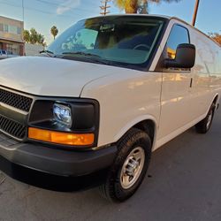 2016 Chevrolet Express 2500 Clean Title Work Van 