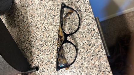 Valentino Glasses . not Original Box!!