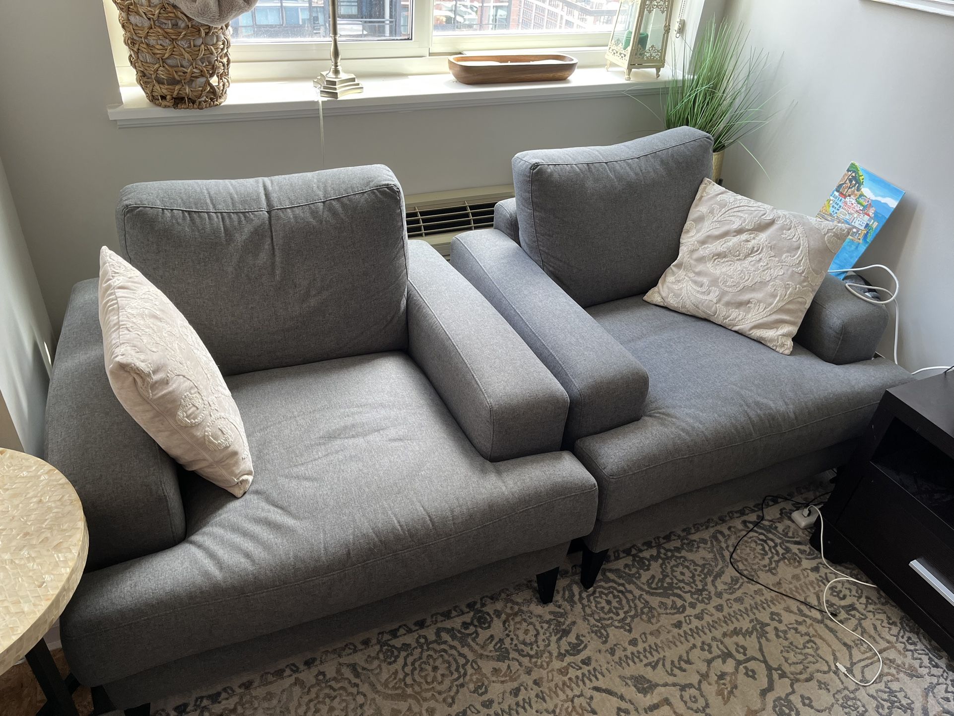 2 Comfortable Armchairs