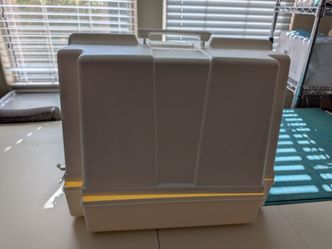 Sewing machine carrying case