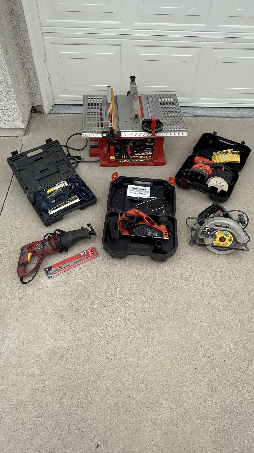 Power Tools - Assortment Of 6 Power Tools