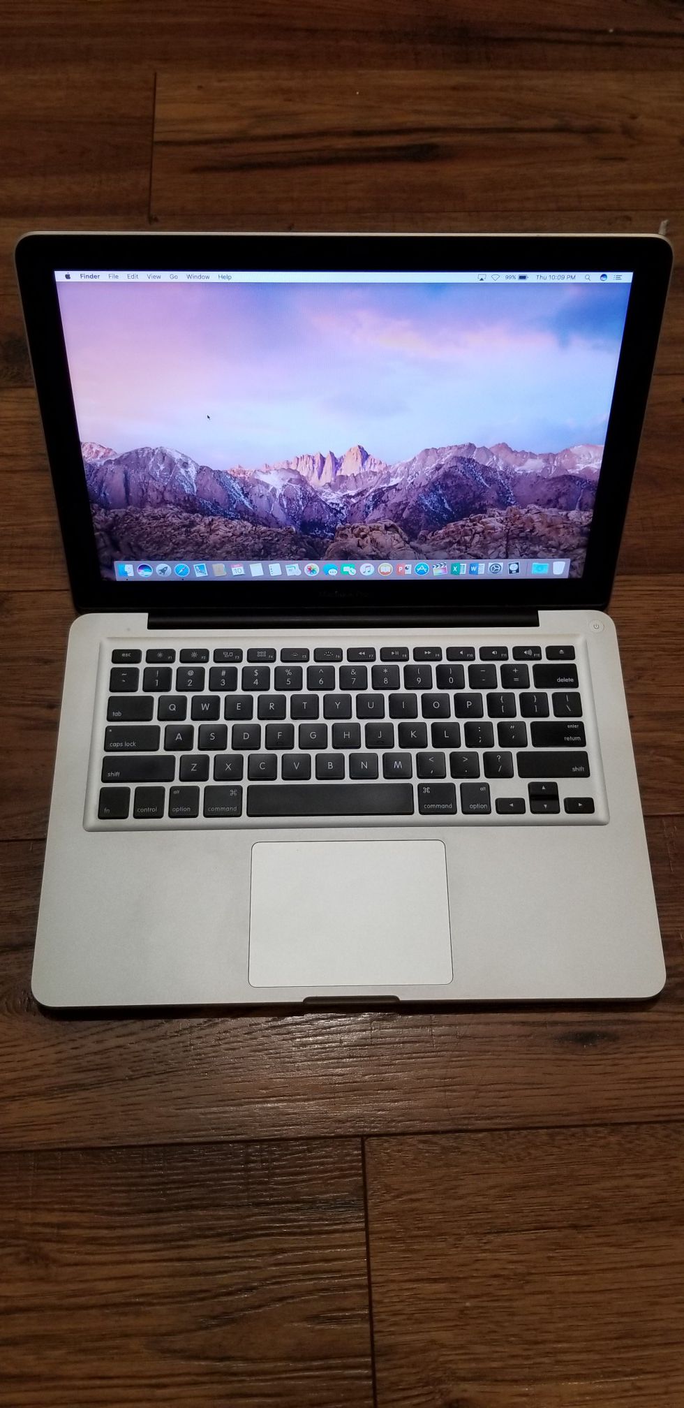 APPLE MACBOOK PRO 13" UPGRADED LIKE NEW CONDITION 🔥