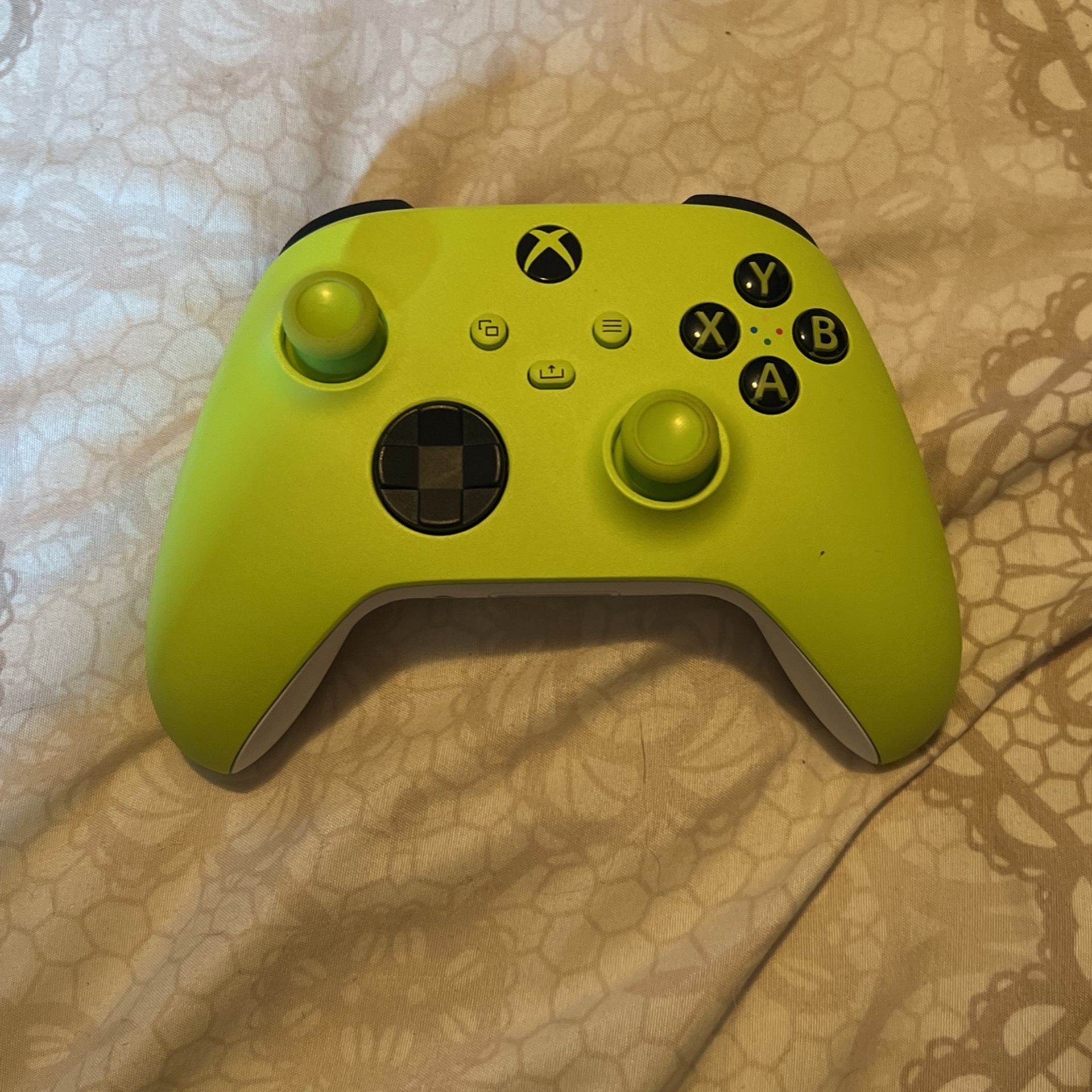 Xbox Series X Wireless Controller Electric Volt