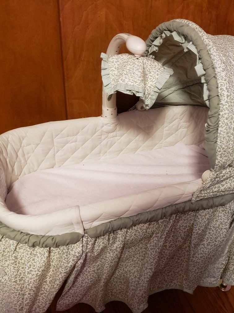 Baby Bassinet And Mobile Crib Toy