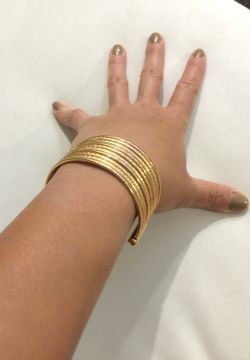 Rose gold plated bangle set of 10 made in Thailand