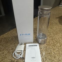 Hydrogen water bottle