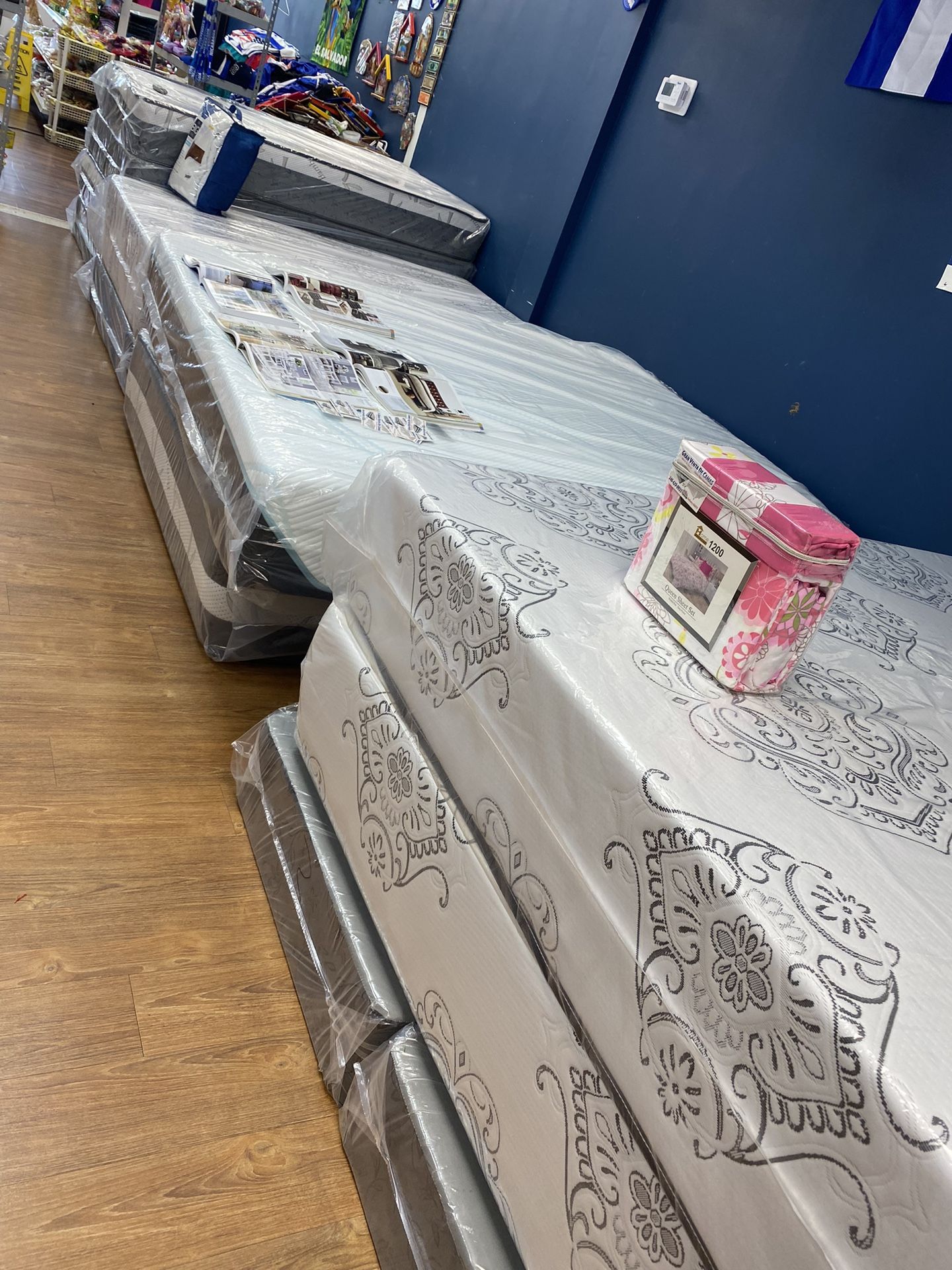 Camas Y Muebles Precios Económicos