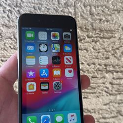 iPhone 6. Like New And Unlocked! 