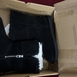 Women’s Koolaburra Black Short Boots