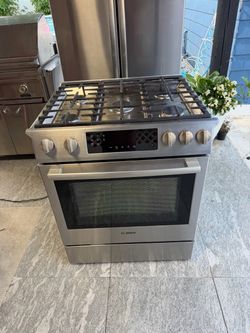 Bosch gas stove 30 inches working perfect clean one receipt for 90 days warranty