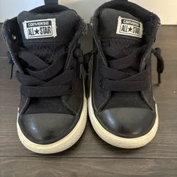 Boys 7C Converse $5 For Both 