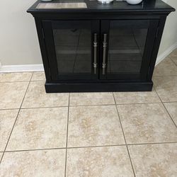 Hutch/TV Stand