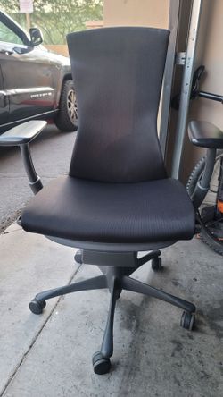 2018 Herman Miller Embody Office Desk Gaming Chairs