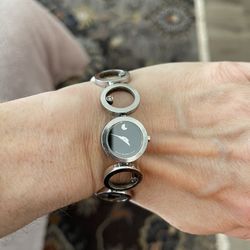 Movado Ono with factory diamonds in stainless steel