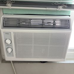 TCL 5000 BTU Window AC 150sf.ft Reusable Filter Compact Design 