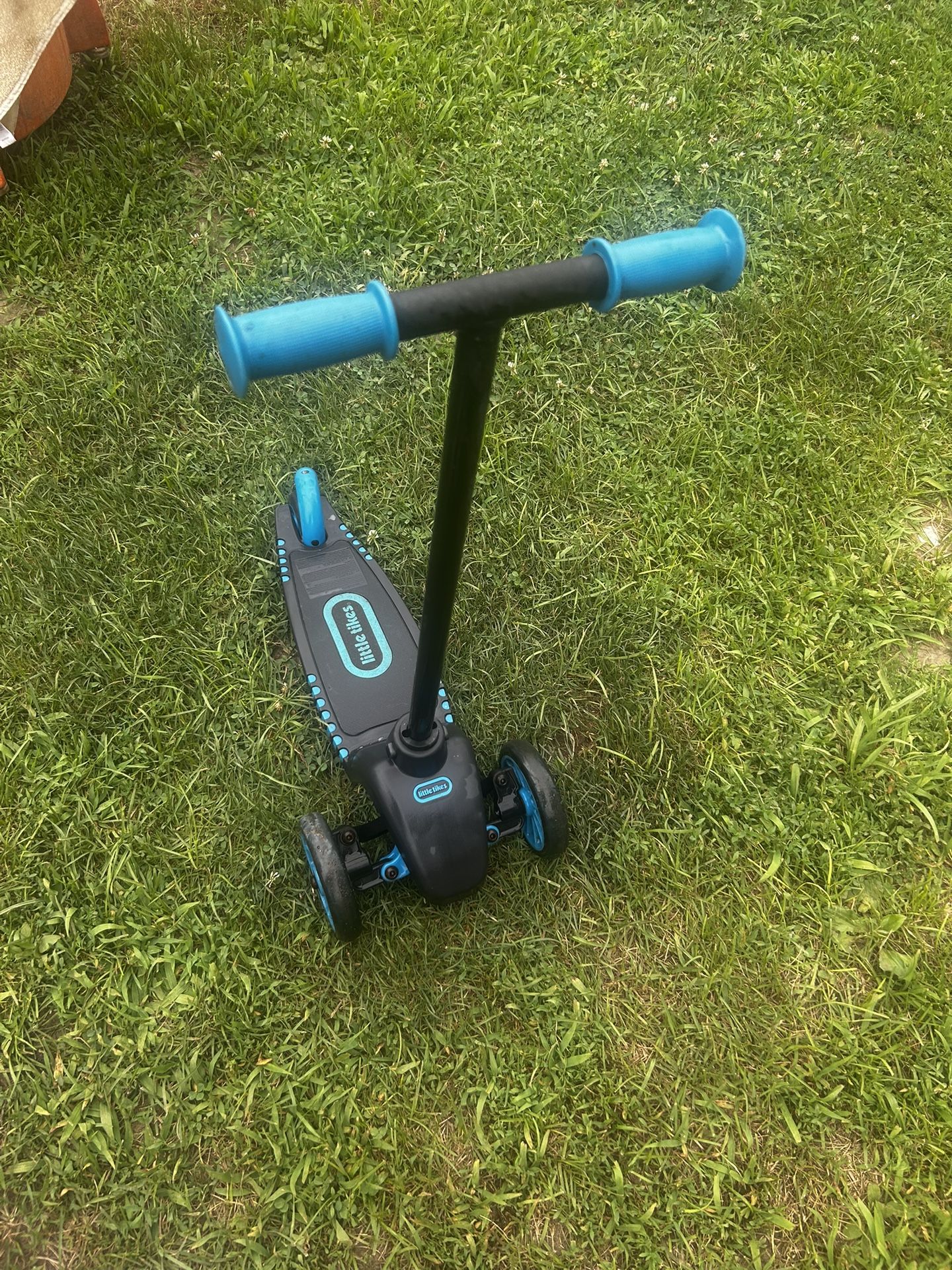 Little Tikes Foot Peddle Toy