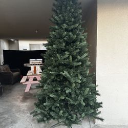 9ft Christmas Tree
