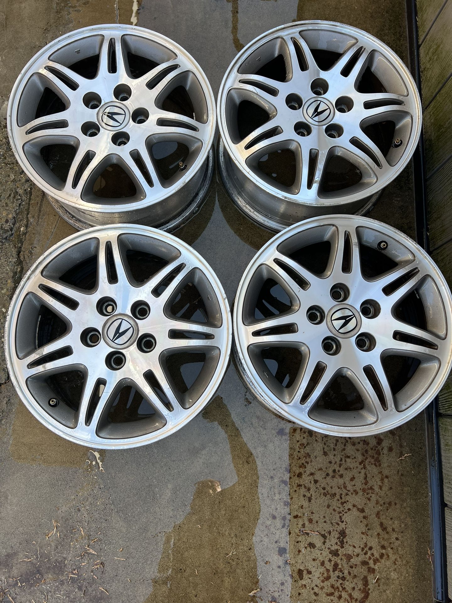 ACURA 2002 RIMS 16”
