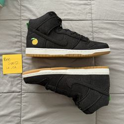2017 Nike sB Dunk Momofuku Size 12