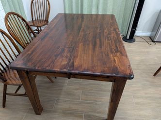 Dining table with 7 chairs - square and extendable