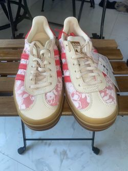Addidas sneakers