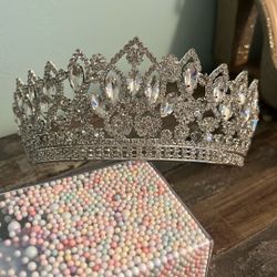 Heavyweight Crown
