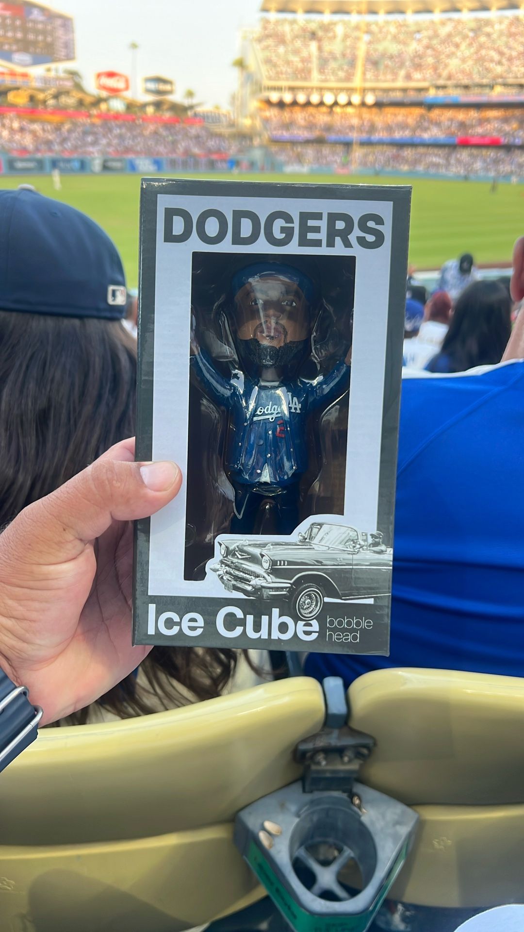 Los Angeles Dodgers Ice Cube bobblehead SGA