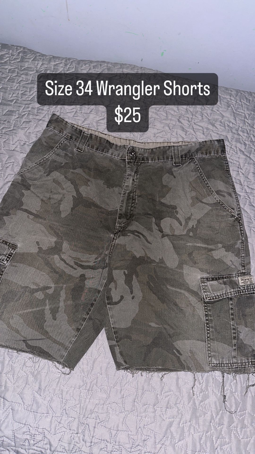 Wrangler Camo Cargo Shorts Size 34 $25