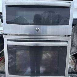 GE® 27" BUILT-IN COMBINATION MICROWAVE/THERMAL WALL OVEN