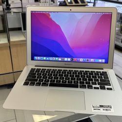 MacBook Air 13” 2017 8GB 128gb 