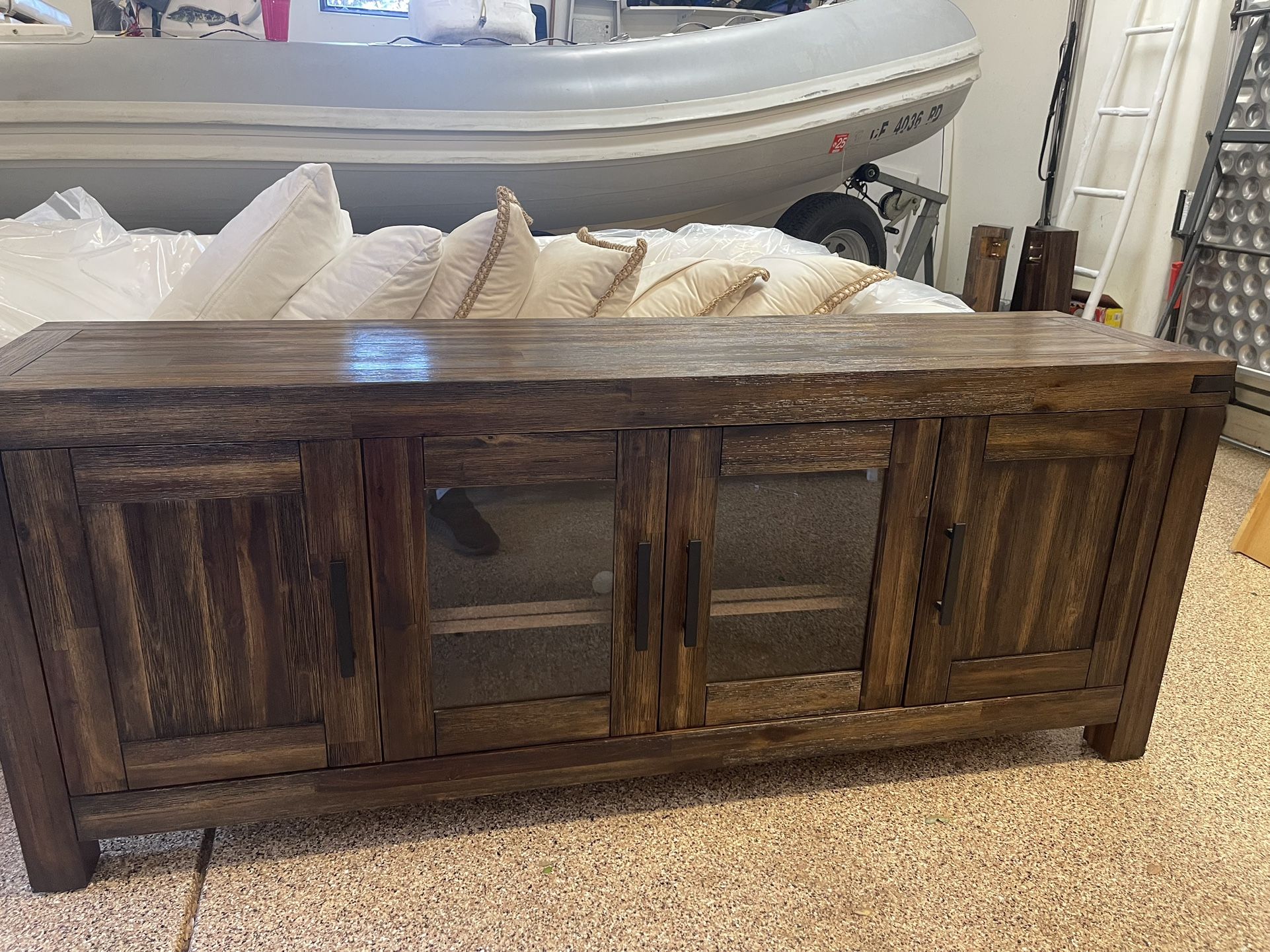 Wood Living Room TV Stand (NEED GONE)