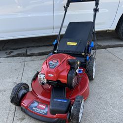 Toro Recycler 22” Power Reverse  Lawn Mower Powered by a Briggs & Stratton 163cc EXi 7.25  Series Engine