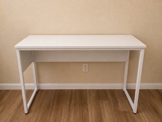 White Computer Desk / Writing Desk
