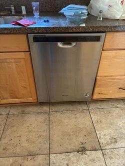 Whirlpool Dishwasher