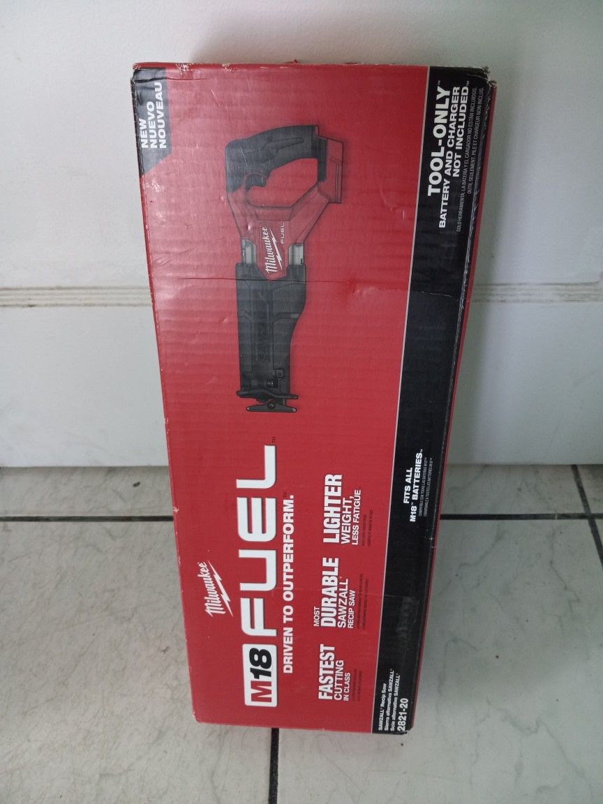 Milwaukee
M18 FUEL GEN-2 18V Lithium-Ion Brushless Cordless SAWZALL Reciprocating Saw (Tool-Only)