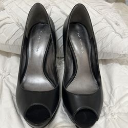 zapatillas semi nuevas Italy 71/2