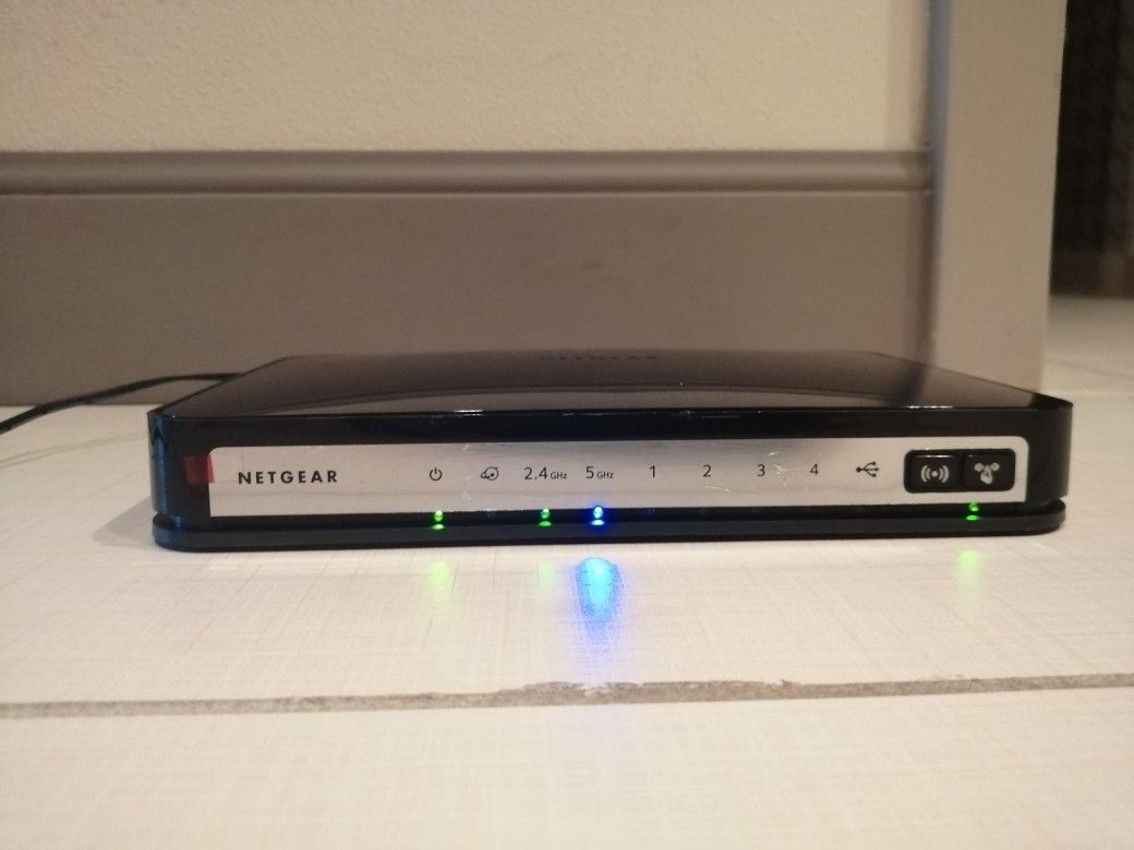 Netgear N750 Gigabit Wireless Router