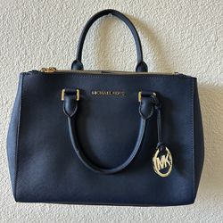 Micheal Kors Small/medium Bag