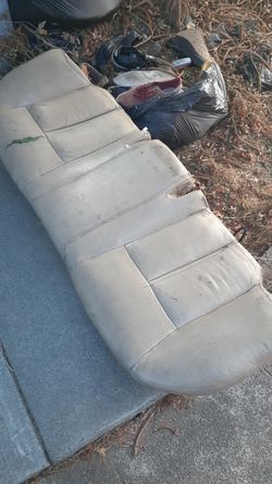 1st Gen Lexus LS400 rear seats