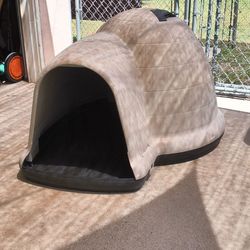 Petmate Indigo dog house