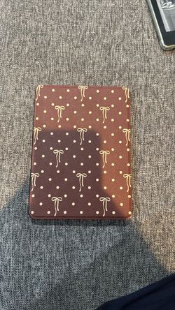 Casely kindle case. 6.8 inch paper white