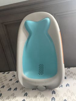 Skip Hop Moby Recline And Rinse Bath