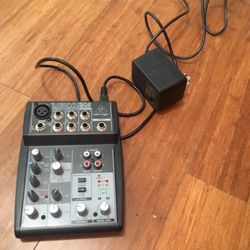 Mixer BERINGER 