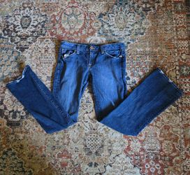Size 30 Lucky Brand low rise flare jeans in blue navy #lowrise #flare #y2k