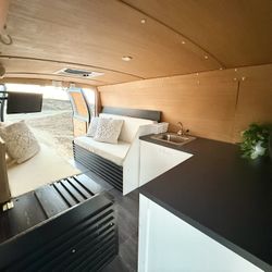 Camper Van